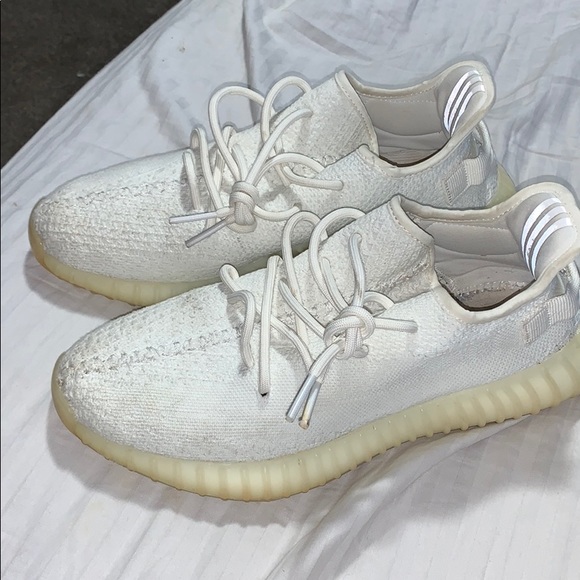 CREAM WHITE YEEZY 350S
